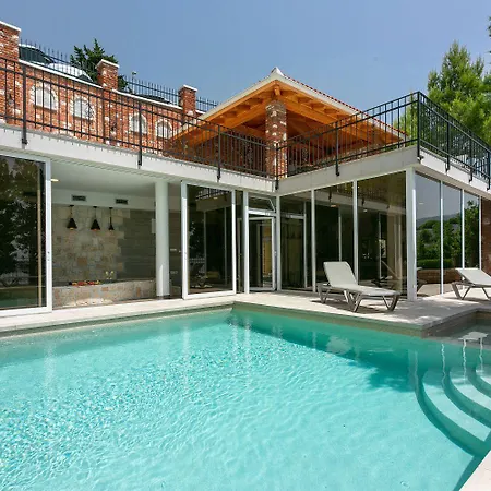 Apartment Exklusivobjekt Direkt Am Mit Pool *