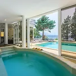 Exklusivobjekt Direkt Am Mit Pool * Novi Vinodolski