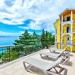 Exklusivobjekt Direkt Am Mit Pool Διαμέρισμα