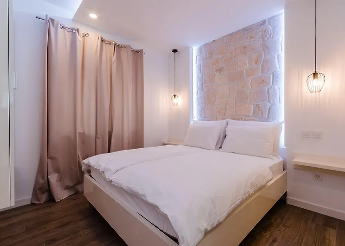 Exklusivobjekt Direkt Am Mit Pool Apartment Novi Vinodolski
